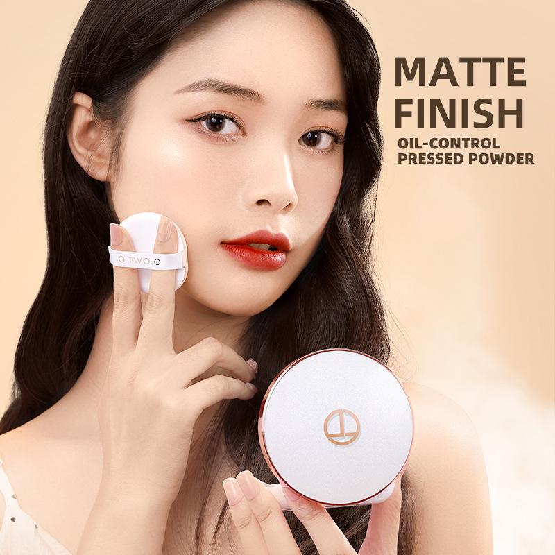 O.TWO.O Face Setting Powder Cushion Compact Powder Oil-Control 3 Colors Matte Smooth Finish Concealer Makeup Pressed Powder