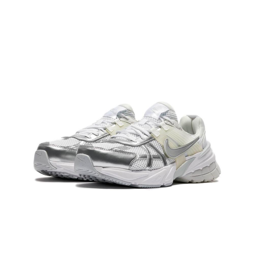 Nike V2K Run Metallic Silver White
