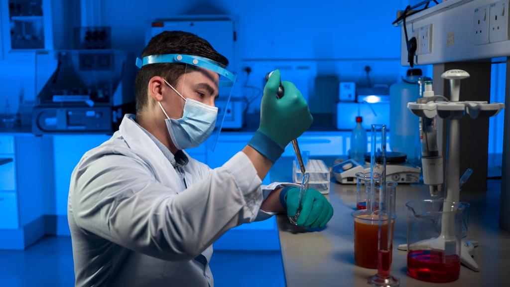 Ansell Chemical Resistant Neoprene Rubber Disposable Gloves Microflex XL Size 93-260 (50 Pieces) 93-260-10