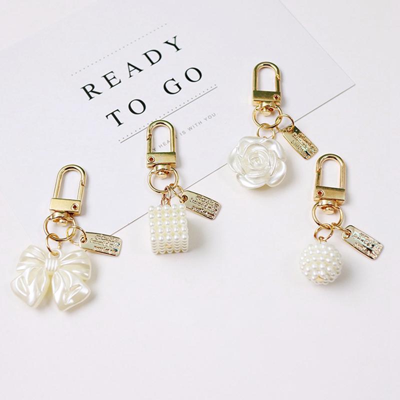 Vintage Pearl Keychain Flower Bowknot Pendant Keyring Handbag Decoration Jewelry