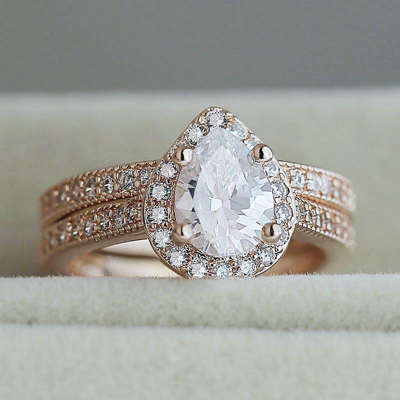Trendy Pear-Shaped Teardrop Zircon Engagement Rings for Stylish Women