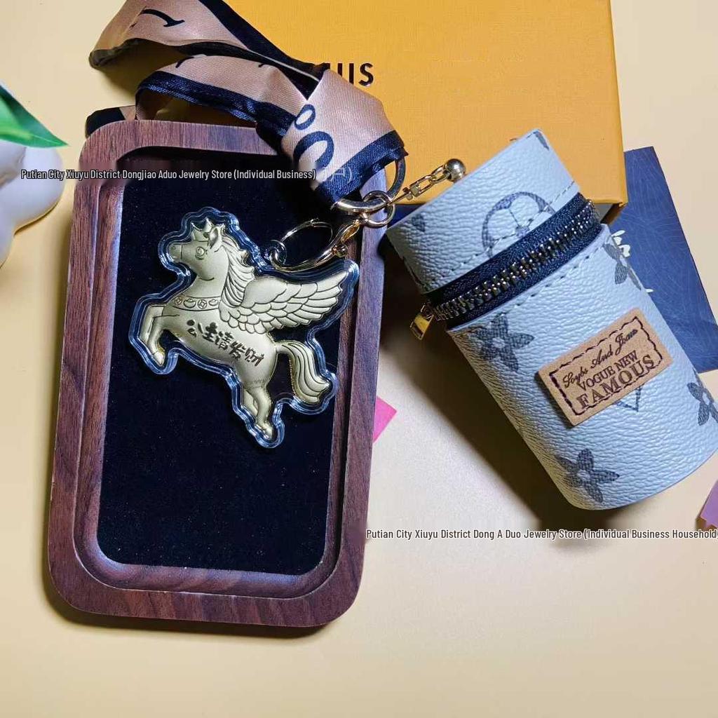 Ключница в виде Пегаса из чистого золота - Милый подвеска-малыш в подарок