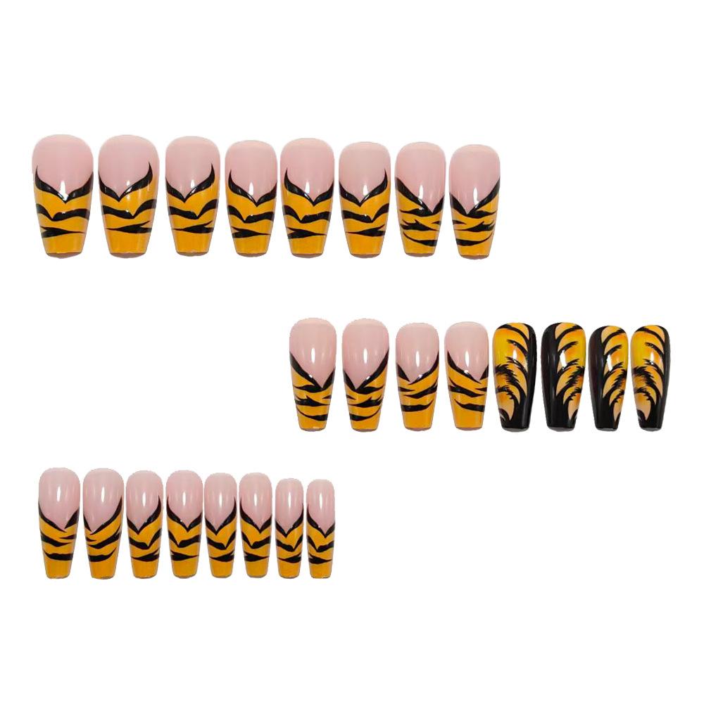 Wearable Nails Medium-Length Yellow And Black Tiger Pattern Manicure Patches 24 Pieces Removable Wearable Fake Nails