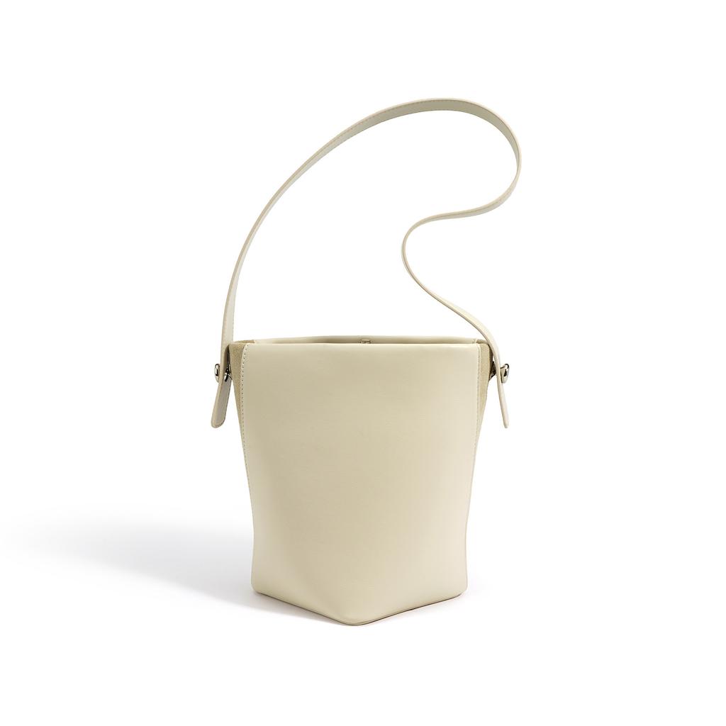 Мягкая кожаная сумка-ведро Весна и лето Нишевая Универсальная Минималистичная Сумка-подмышка на плечо для通勤 Женская