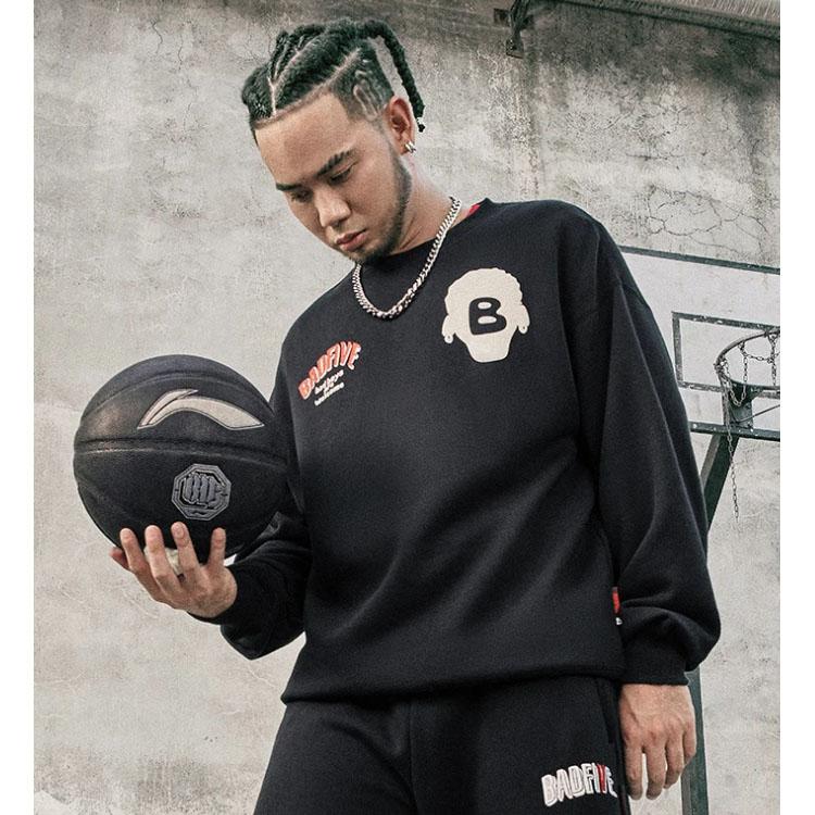 Li Ning Badfive 3D Letter Print Loose Fleece Pullover Sweatshirt Unisex Sweatshirt Black AWDT873-5