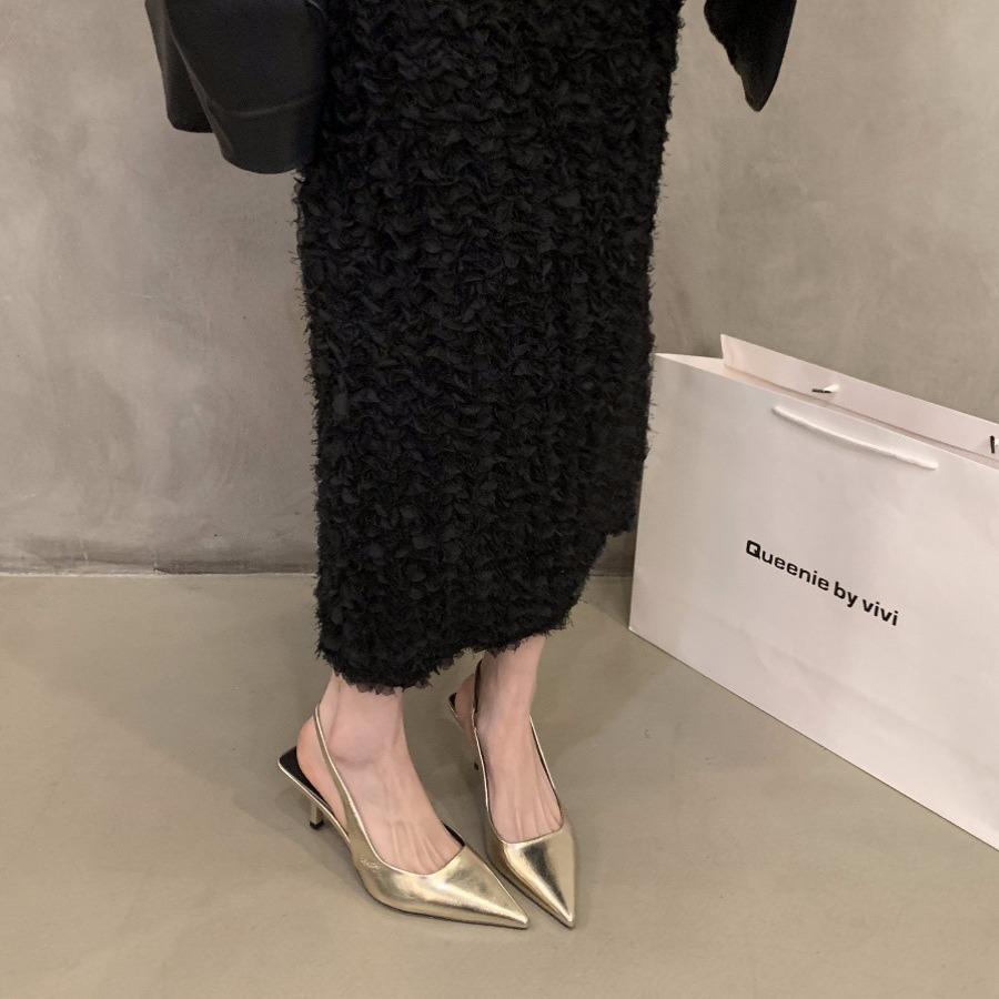 Серебряные туфли на высоком каблуке с острым носком, темпераментные босоножки с сумкой на голове, сказочные туфли 2024 года, новые французские туфли-пустышки для весны и лета