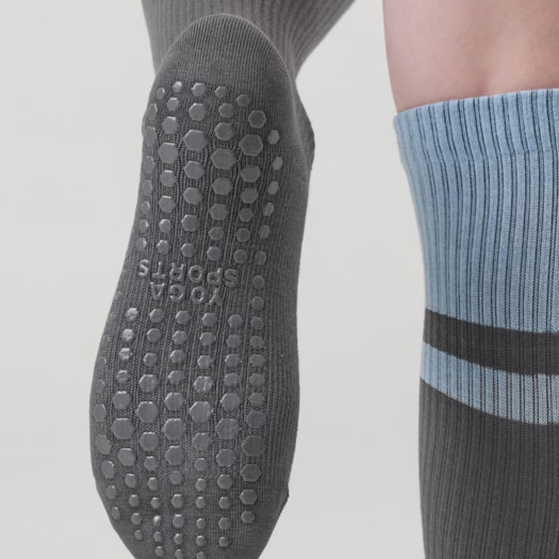 Носки высокие полосатые двухцветные для йоги HUGDAY