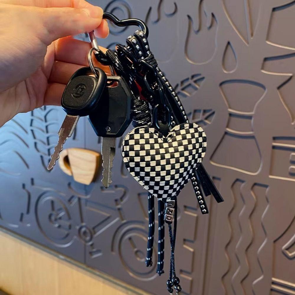 Heart-shaped Leather Key Chain Leather Exquisite Girls' Bag Accessory Light Luxury Pendant DIY