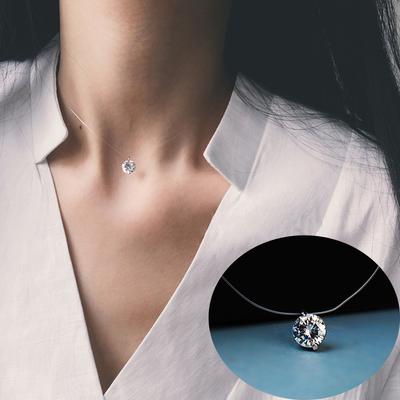 Женская подвеска с цирконом на прозрачной леске