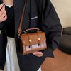 Premium Sense Retro Handbag Bag Women's Winter 2025 Popular Versatile Commuter Shoulder Bag Crossbody Small Square Bag