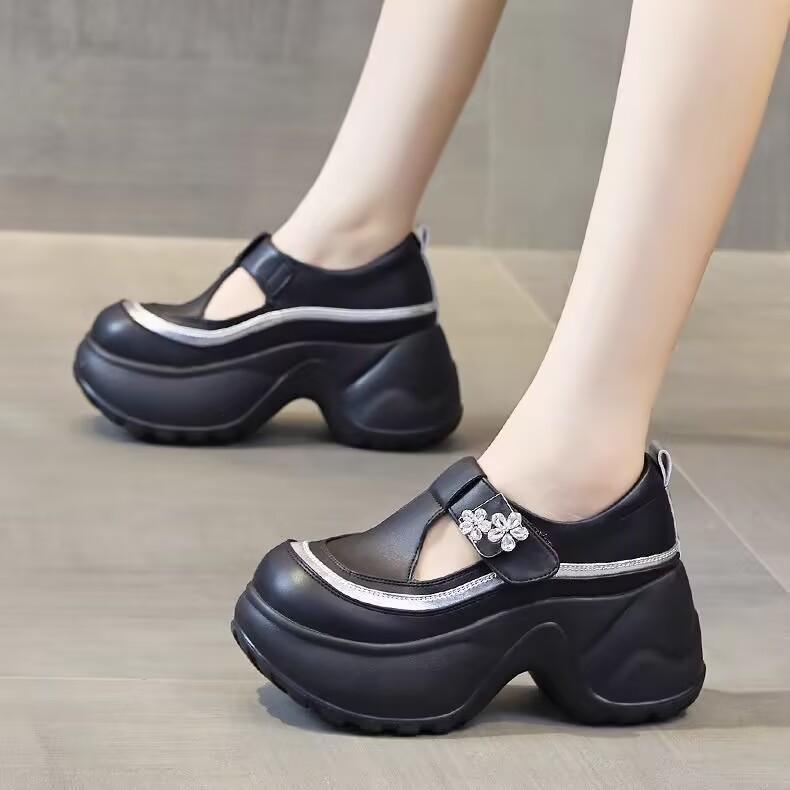 Кроссовки на толстой подошве в стиле "dad shoes" - новинка лета, дышащие и нескользящие повседневные туфли с перфорацией
