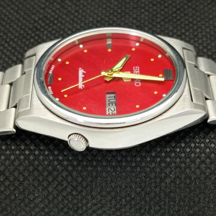 USED VINTAGE SEIKO 5 AUTOMATIC 7019A JAPAN MENS D/D RED WATCH 621c-a415317-2 SKU621c-a415317