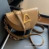 This year's popular underarm bag women's autumn 2025 new high-end fashion shoulder bag niche saddle bag