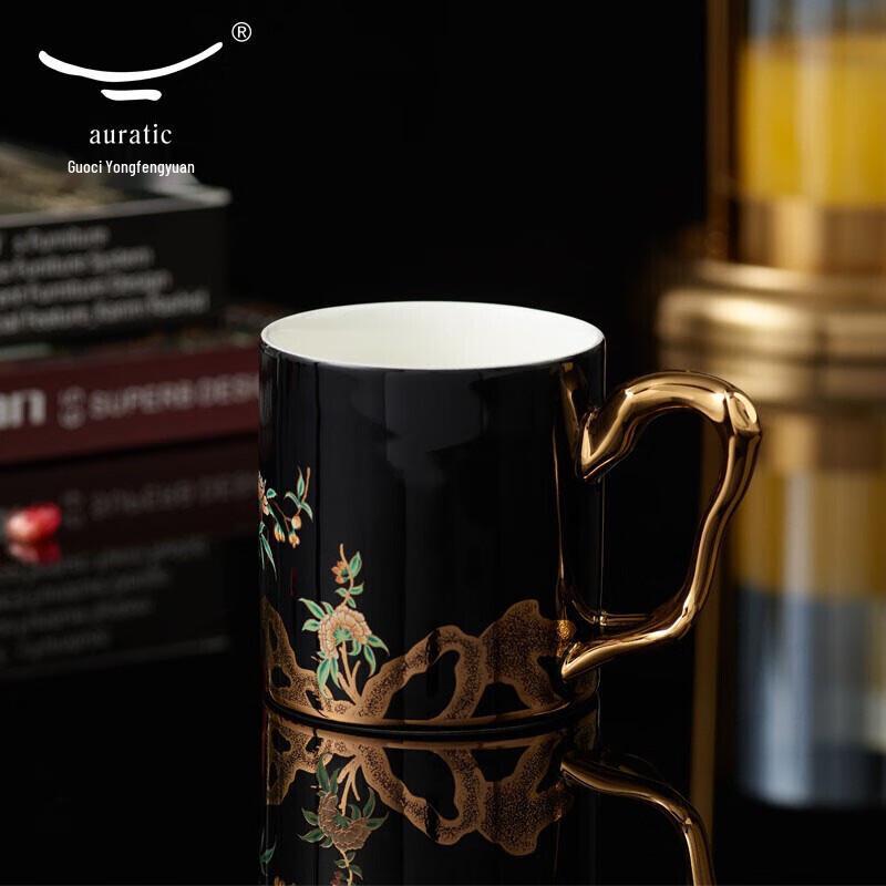 Кружка Yongfengyuan Madam Porcelain Гранат