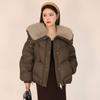 Женская теплая куртка с хлопковой набивкой и меховым воротником цвета хаки/черная - Маленькое зимнее пальто