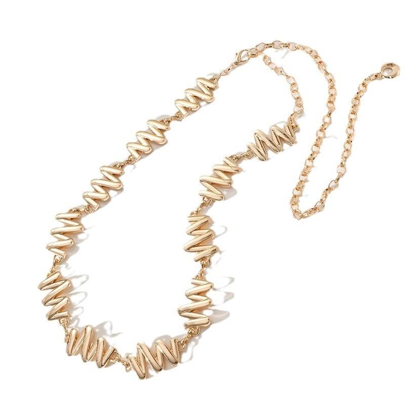 Womens Highquality Silver Waist Chain With Glossy Surface And Fashionable Design