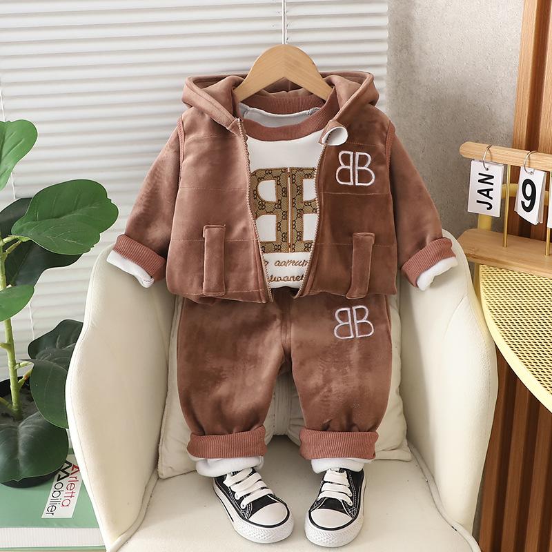 1-4 года Winner Baby Boys Clothes Cute Lion Autumn Boys Clothing Sets Coat + Vest + Bruins Boys Suits Children's Clothing