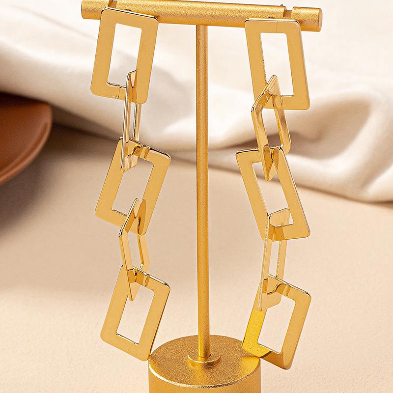 Трендовые преувеличенные серьги-цепочки - Женские геометрические серьги-гвоздики в уличном стиле