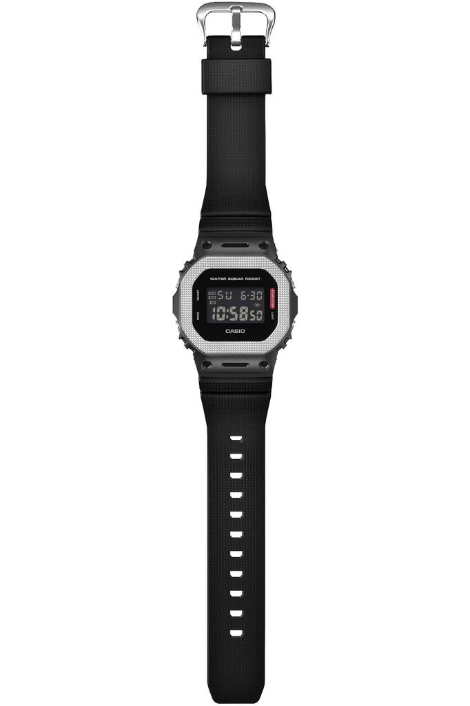 CASIO G-SHOCK GM-5600BM-1JF Металлизированный Резиновый Ремешок Мужские Часы Черные