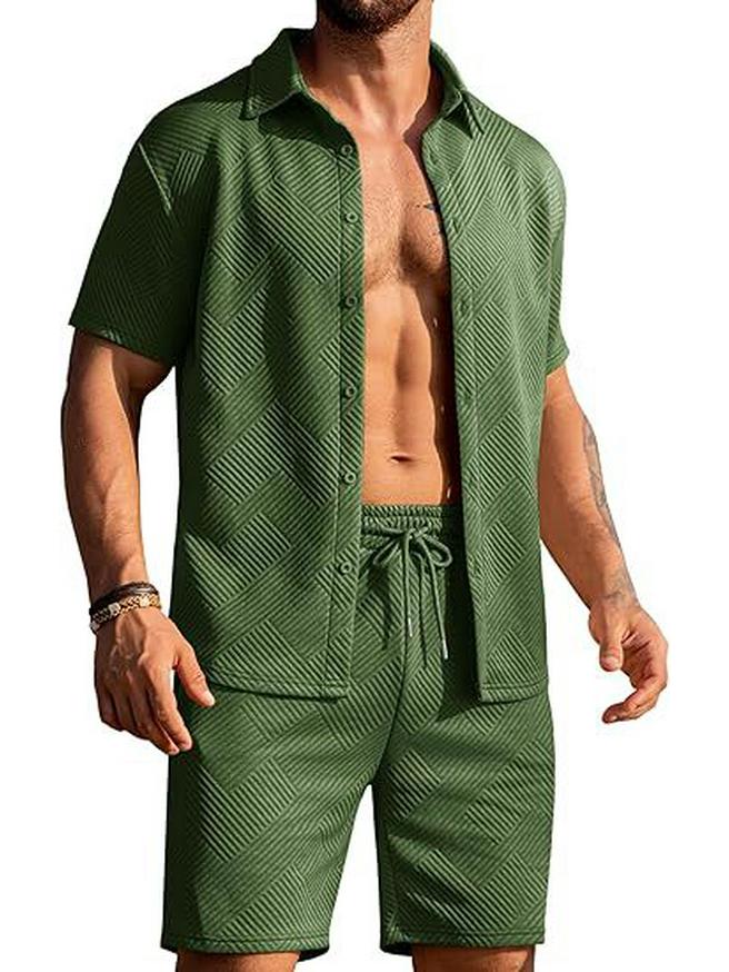 Вязаный летний пляжный комплект из топа на пуговицах и шорт с карманами, 2025