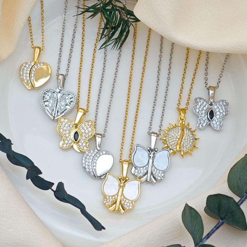 Heart-shaped Open and Closing Wings Creative Fashion Necklace for Women, Simple and Elegant Luxury Design with A Touch of Sophistication.