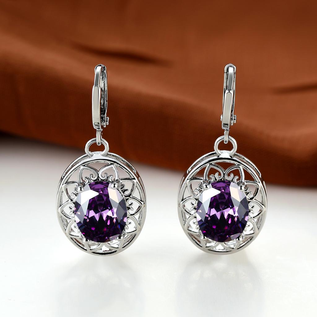 Dainty Oval Cut Olive Green Stone Flower Hoop Earrings Luxury Classic Silver Color Engagement Earrings for Women