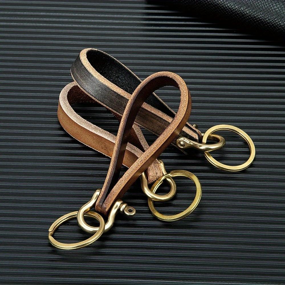 1PC Retro Leather Car Keychain Accessories Creative Brass Horseshoe Buckle Leather Wipe Color Pendant Keyring Lanyard