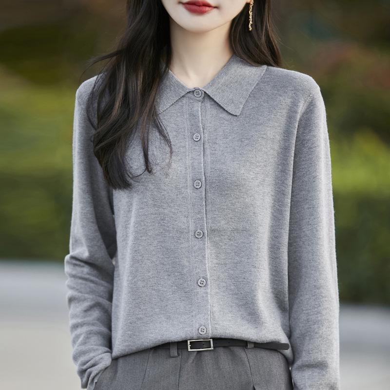 Тонкий кардиган из мериносовой шерсти с воротником поло - Коллекция Весна 2025, Однотонный, Свободный крой, Универсальная верхняя одежда.