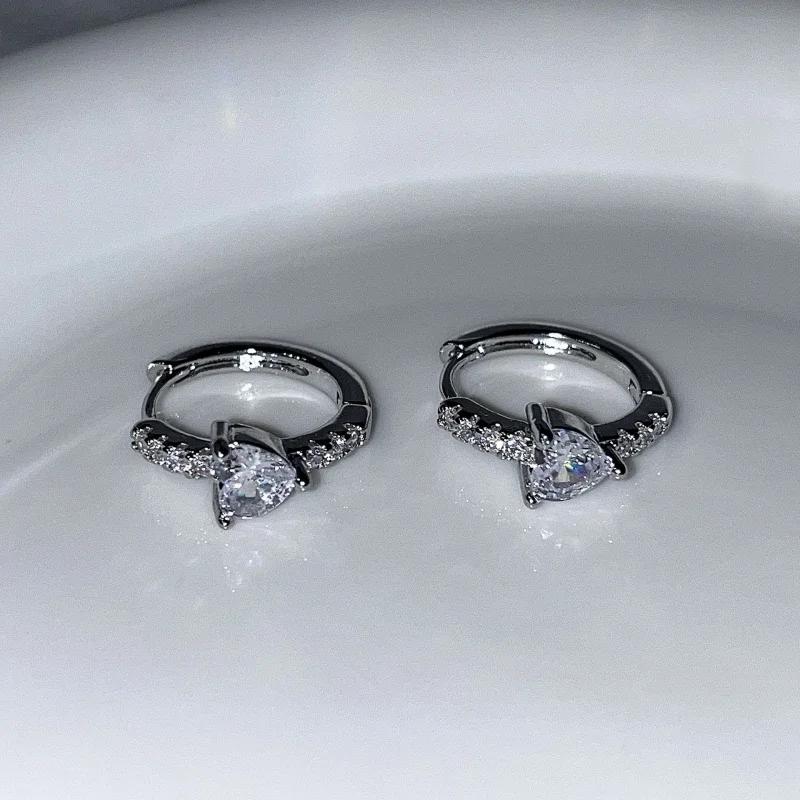 Y2K Heart-Shaped Color Imitation Opal Hoop Earrings For Women Exquisite Huggies Daily Party Accessories Trendy Jewelry