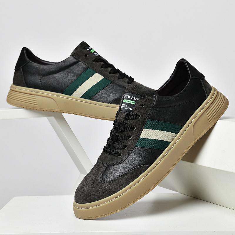 Men Shoes Sneakers Lightweight Breathable Men's Shoes Flat Lace-Up Men Sneakers All-match Casual Leather Shoes Men Comfy Casual