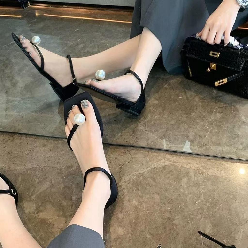 2025 Summer New Flat-bottomed French Pearl Toe Sandals Women's Simple Square Head Thick Heel with Temperament Super Soft