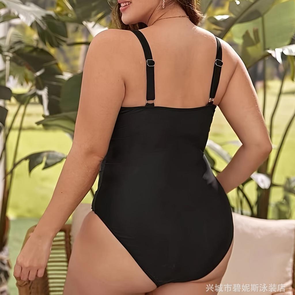 New Swimsuit Women's European and American Plus Fat Plus Size One-piece Pleated Cross-looking Thin and Tight Sexy Swimsuit