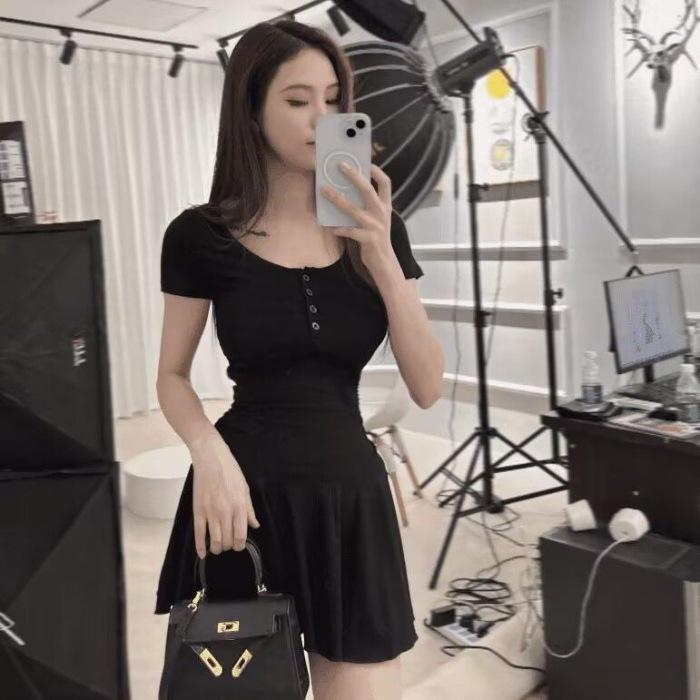 Серое мини-платье А-силуэта с квадратным вырезом, короткими рукавами, приталенное, для миниатюрных