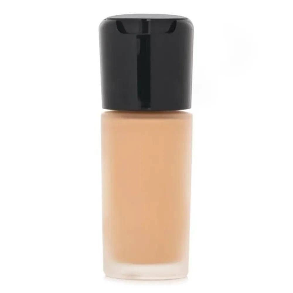 MAC Studio Radiance Serum Foundation NC17.5 30ml