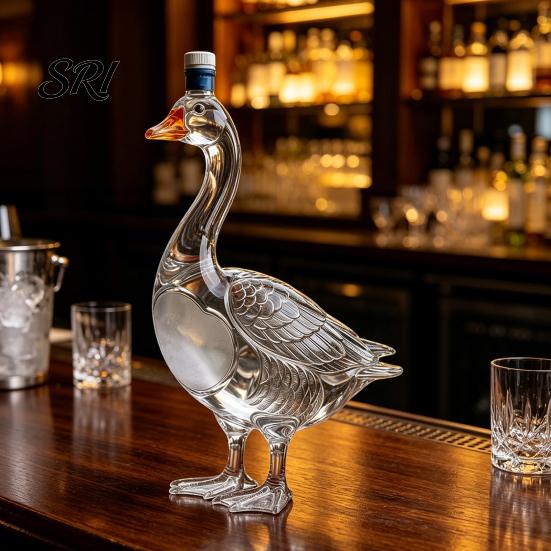 Unique Wine Bottle Gift 3D Animal Whiskey Decanter, 350ml Decorative Bottle, Glass Bird Liquor Design Artistic Decanter for Spirits Home Bar