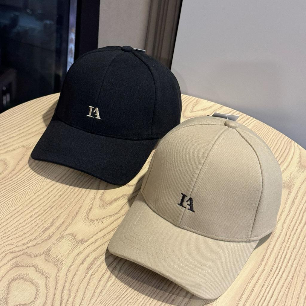 New Autumn and Winter Fashionable Hard Top Large Head Circumference Warm Baseball Cap for Men and Women Versatile Face Showing Small Peaked Cap