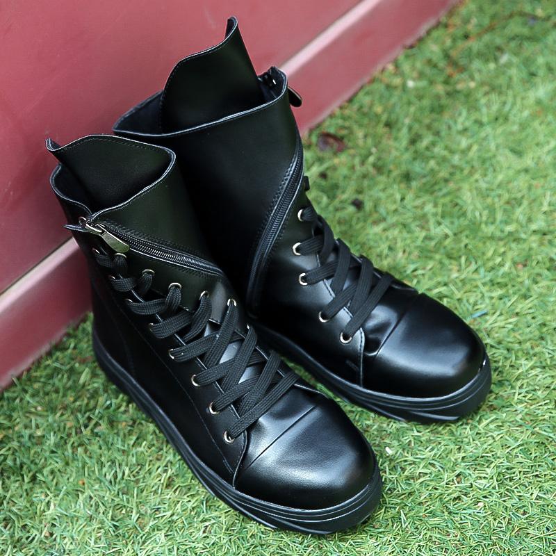 Новые ботинки Мужские Британский стиль Белые кроссовки с высоким верхом Обувь для мужчин Панк Ботильоны Модные Мотоциклетные ботинки Вулканизированная обувь Мужская