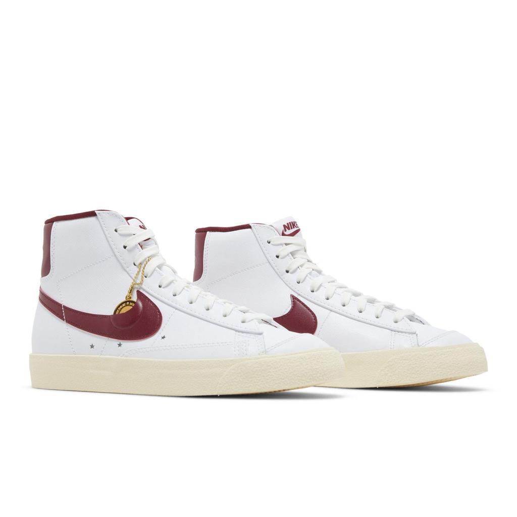 Nike Womens Blazer Mid '77 'Sisterhood' (women's sizes) Summit White / Team Red / Muslin / Metallic Gold Skateboard Shoes DV7003 100