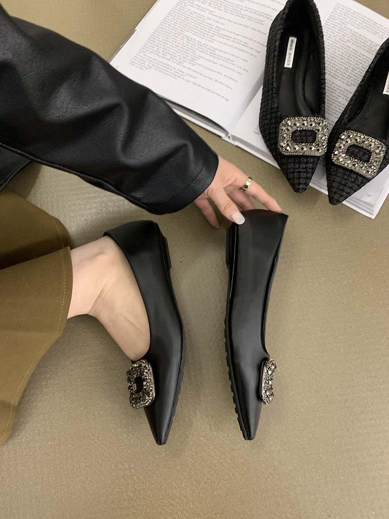 Модные женские туфли-лоферы с острым носком на плоской подошве 2024 года, новые поступления, осенне-весенние туфли на низком каблуке со стразами и пряжкой Mary Janes 39