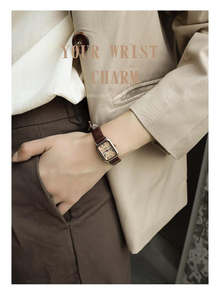 Rscy Ретро Женские Кварцевые Часы из Натуральной Кожи с Маленьким Квадратным Циферблатом – Легкая Роскошь и Нишевый Дизайн Высокого Класса