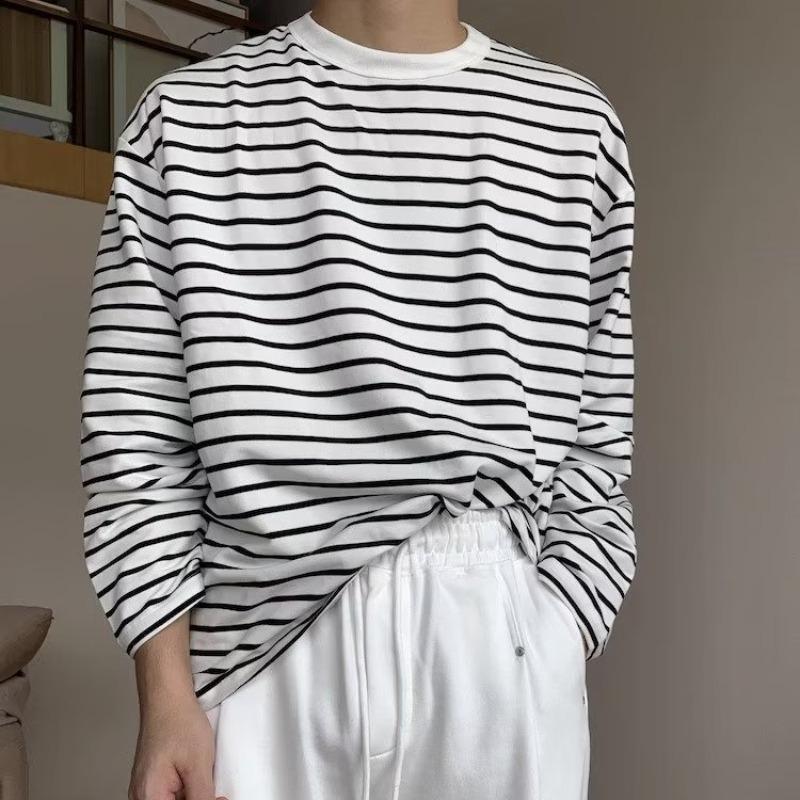 Мужской осенний повседневный топ в полоску с длинными рукавами - тренд корейского стиля