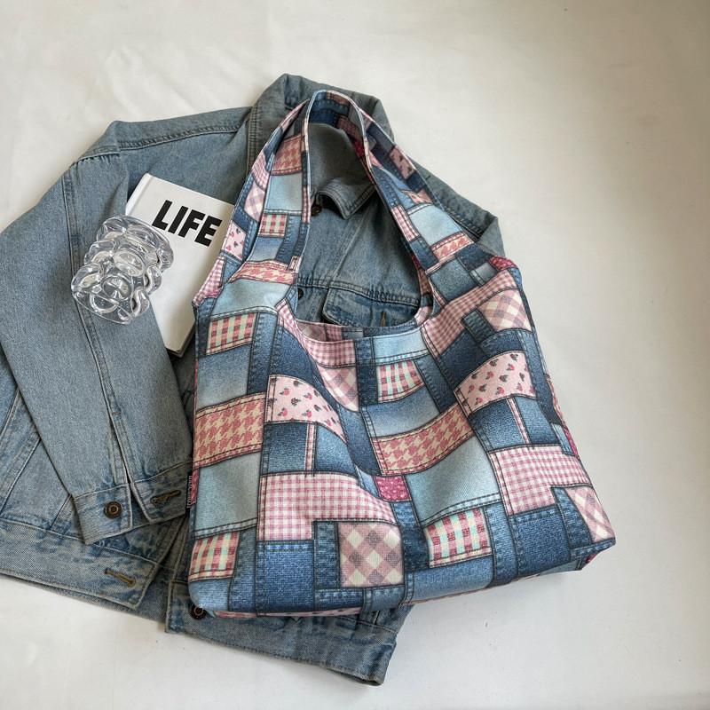 Большая холщовая сумка-тоут в клетку с ретро-дизайном в белых, коричневых и розовых тонах Уличный стиль Шик