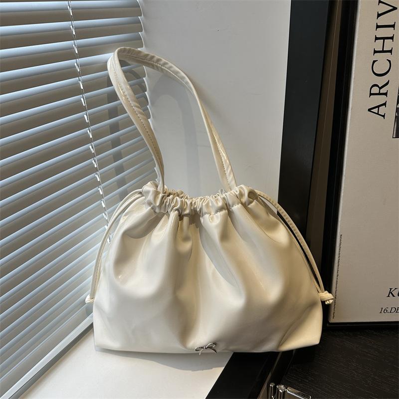 Сумка-ведро со шнурком и складками для женщин, новая модная летняя повседневная универсальная сумка-тоут на одно плечо большой вместимости