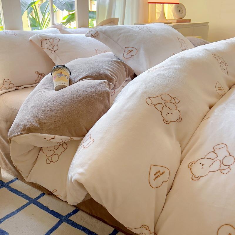 Комплект из четырех предметов из утолщенного молочного флиса, зимний теплый двухсторонний флисовый пододеяльник, флисовая простыня из трех предметов