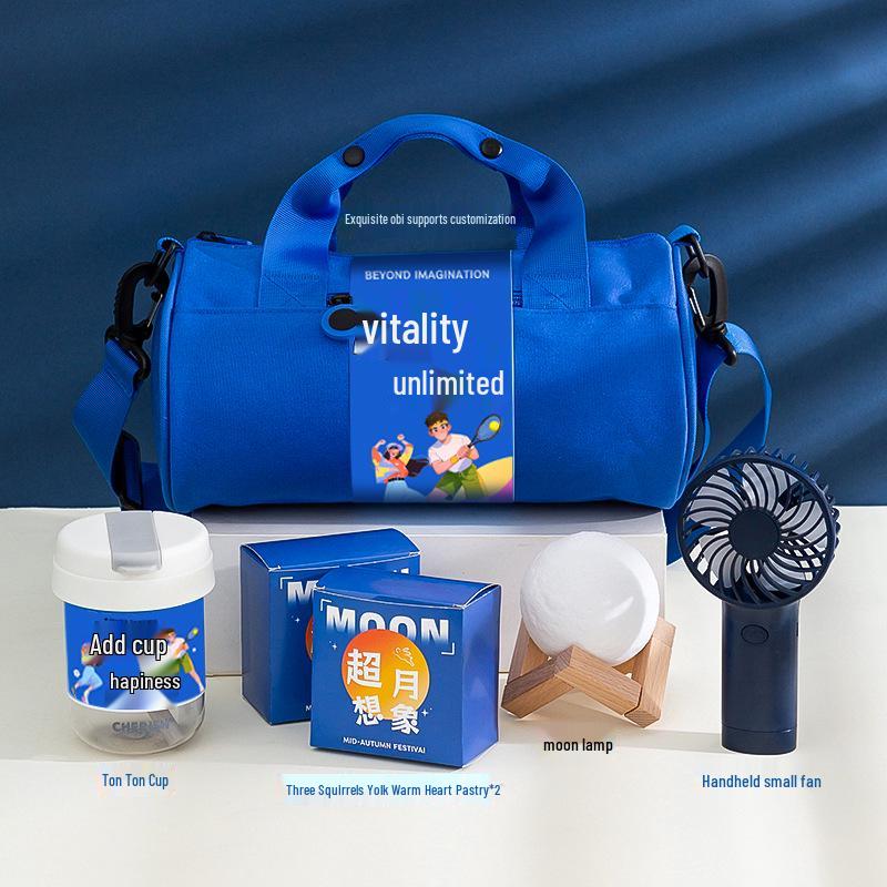 Спортивная сумка с индивидуальным логотипом: Практичный бизнес-подарок для тимбилдинга и праздничного поощрения сотрудников или клиентов.