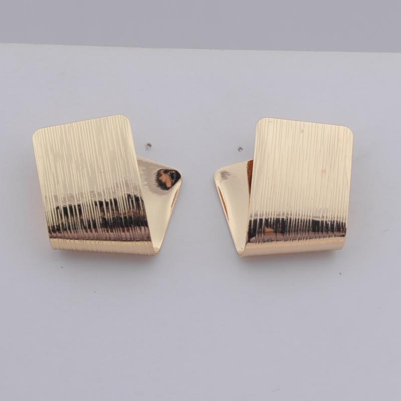 Metal Fold Asymmetry Square Earrings for Women Golden Silver Zinc Alloy Geometry European Brief Drop Earrings Jewelry Gift