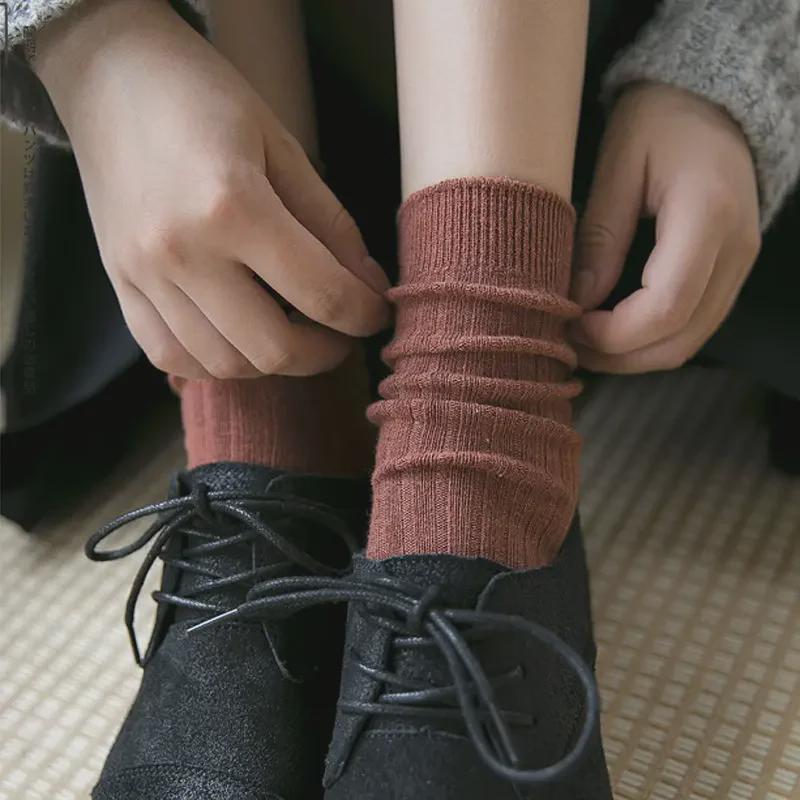 Women's Retro Forest Style Cotton Mid-Tube Socks - Versatile Solid Color for Autumn & Winter, Japanese-Style Long Pile Socks