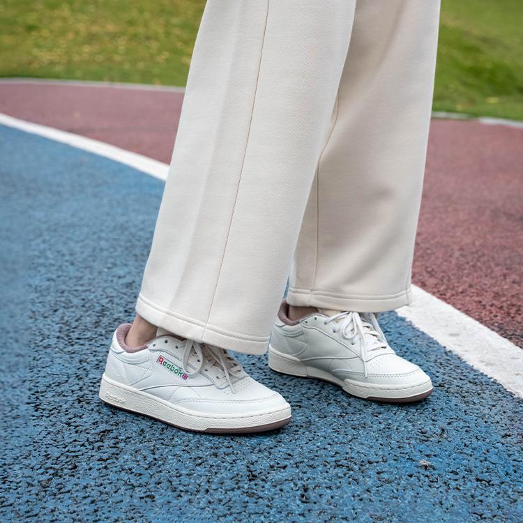 Reebok Кроссовки унисекс Club C 85 Vintage Chalk Taupe White Glen-Green GZ5161