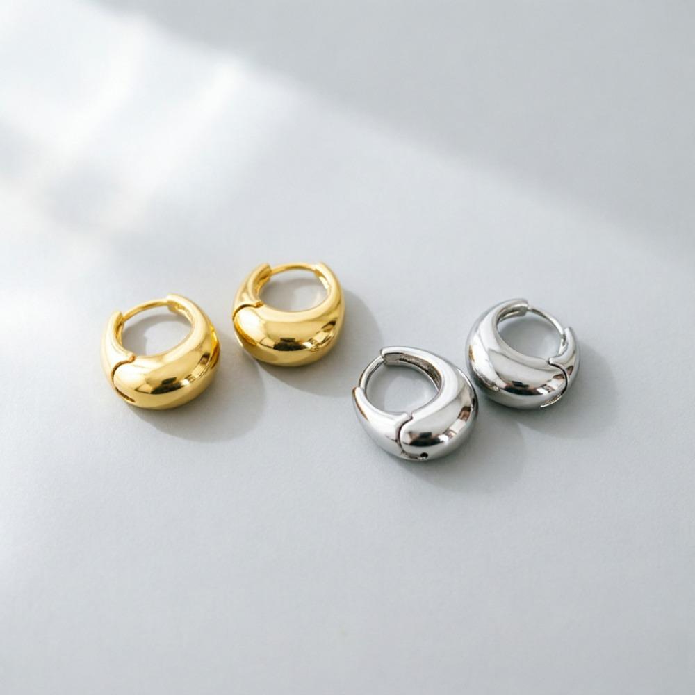 Punk Oval Smooth Metallic Geometric Hoop Earrings Minimalist Style U-shaped Ear Buckle Daily Life Fashion Jewelry Accessories