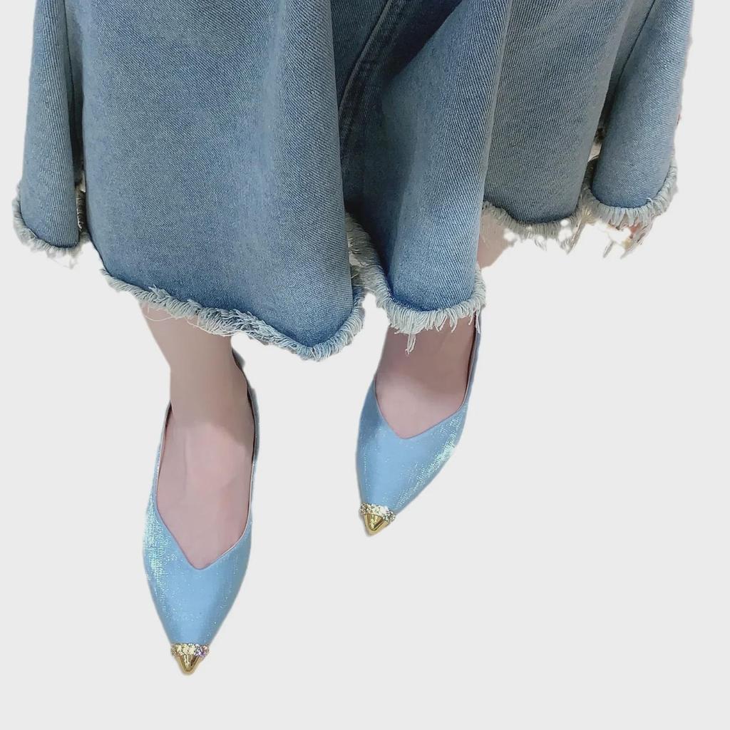 Женские балетки со стразами и острым носком – стильные, универсальные и удобные